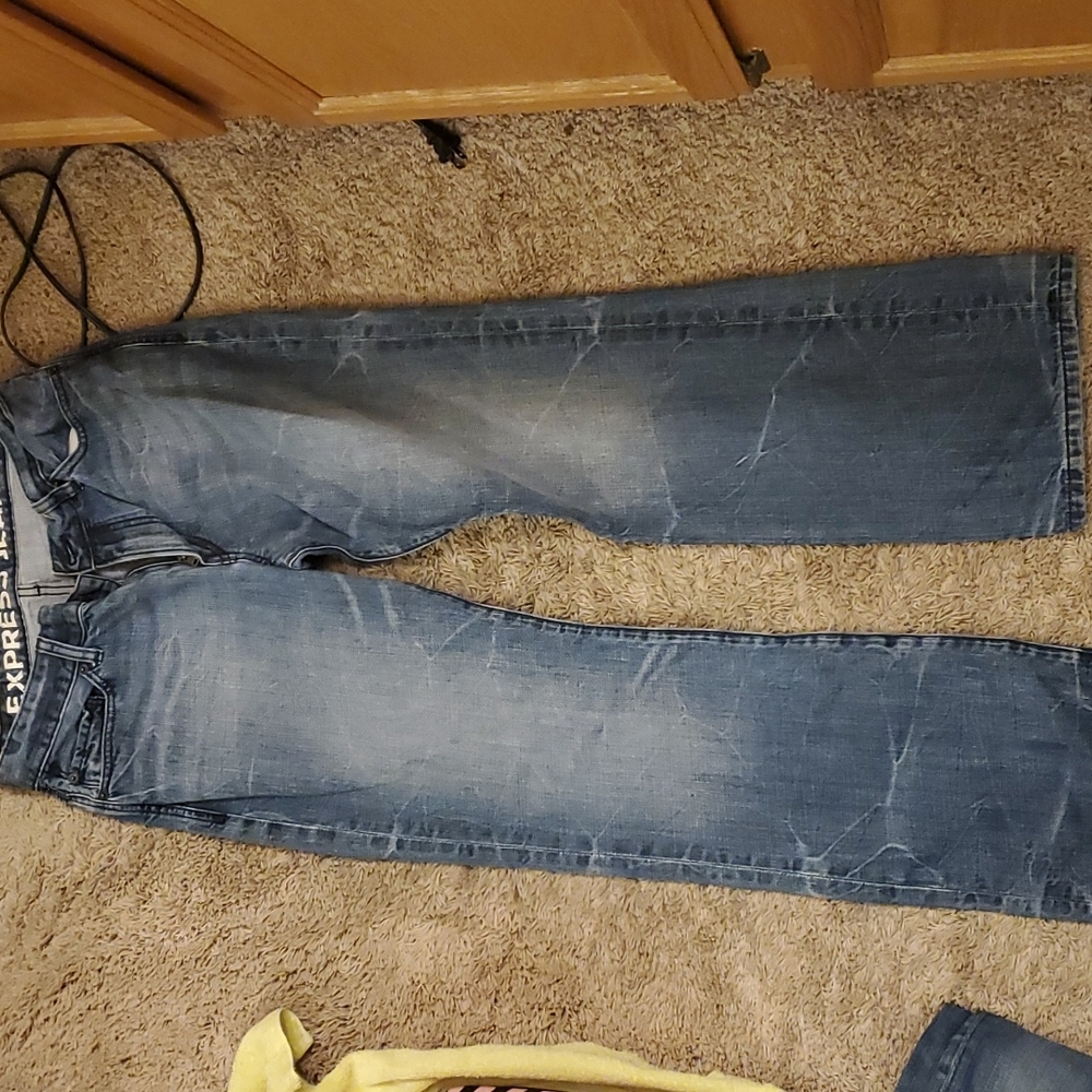 Jeans